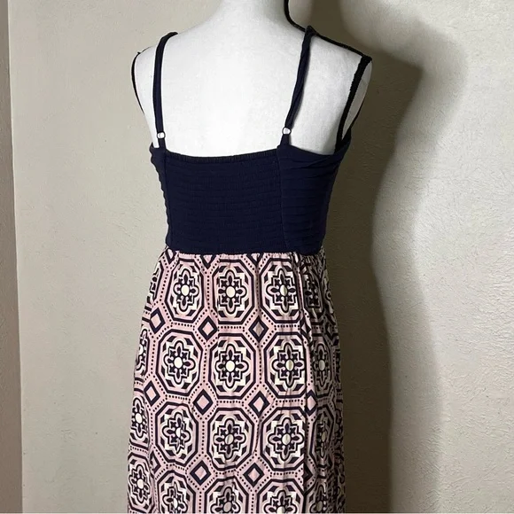Lilka navy blue medallion print maxi dress - Picture 5 of 10